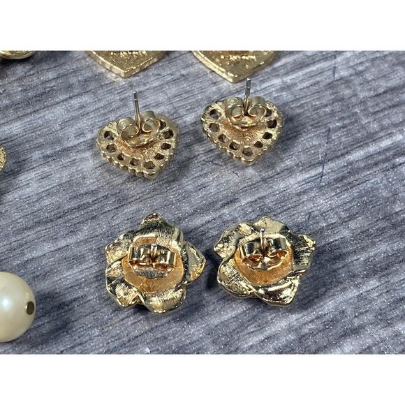 Vintage 1990’s AVON Gold Tone Pierced Earring Bundle Pumpkin Hearts Crown Rose - Picture 6 of 8